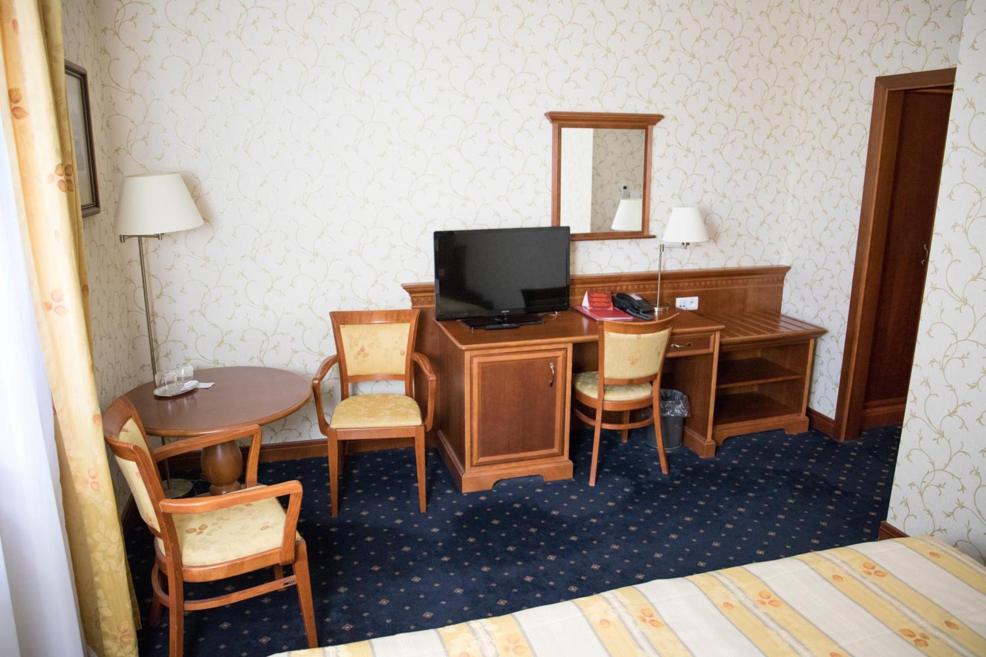 Hotel Sv. Ludmila Скалица Экстерьер фото