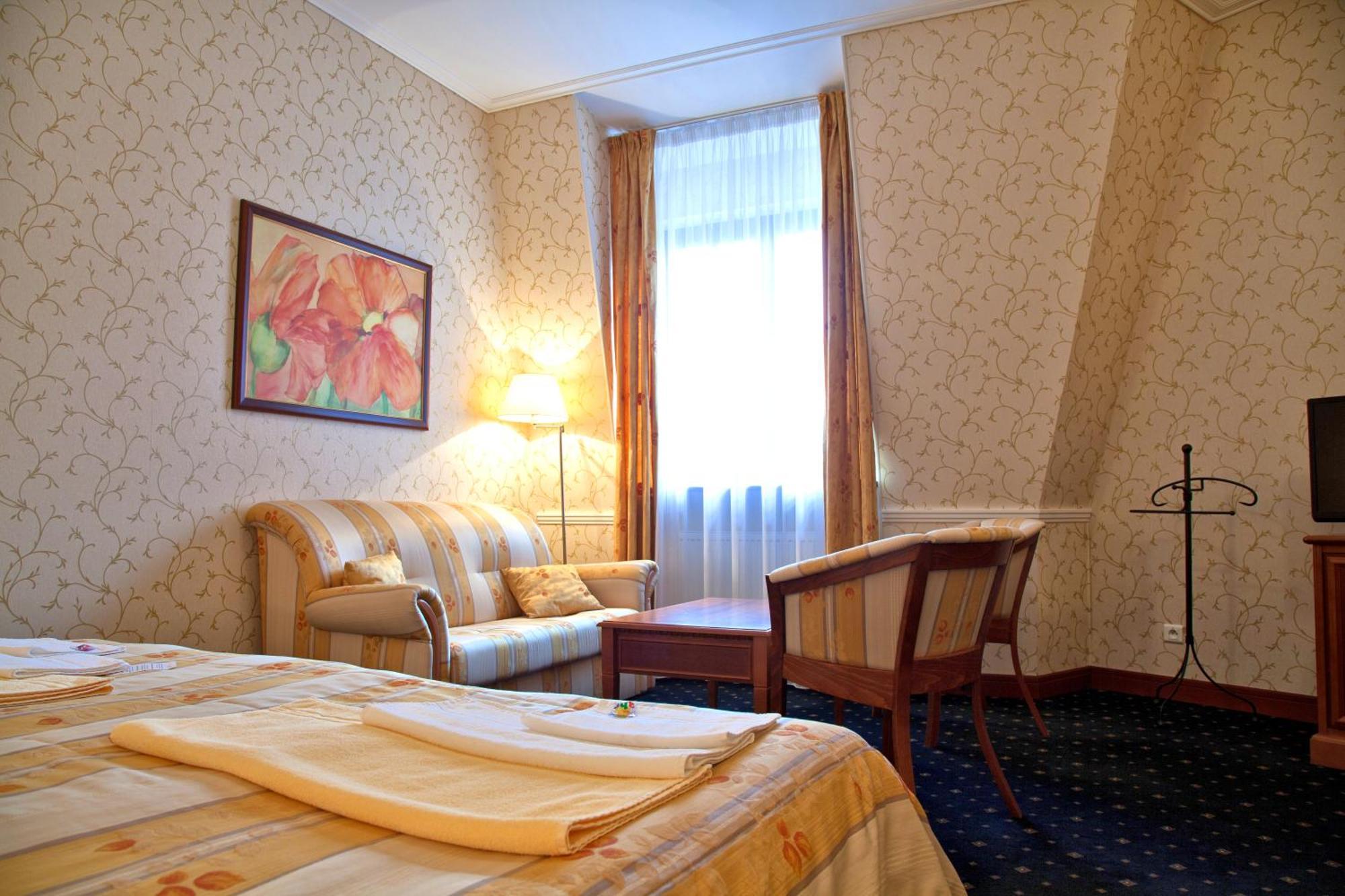 Hotel Sv. Ludmila Скалица Экстерьер фото
